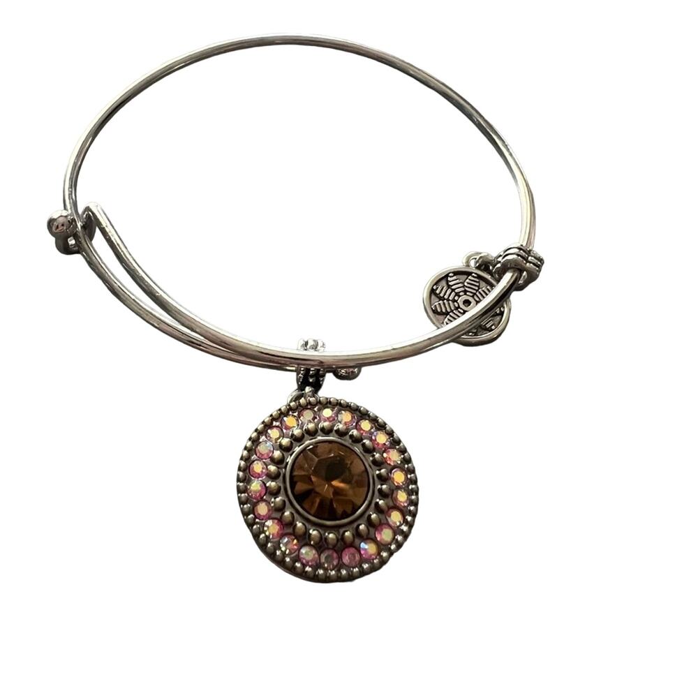Silver Tone Gem Pendant Bracelet